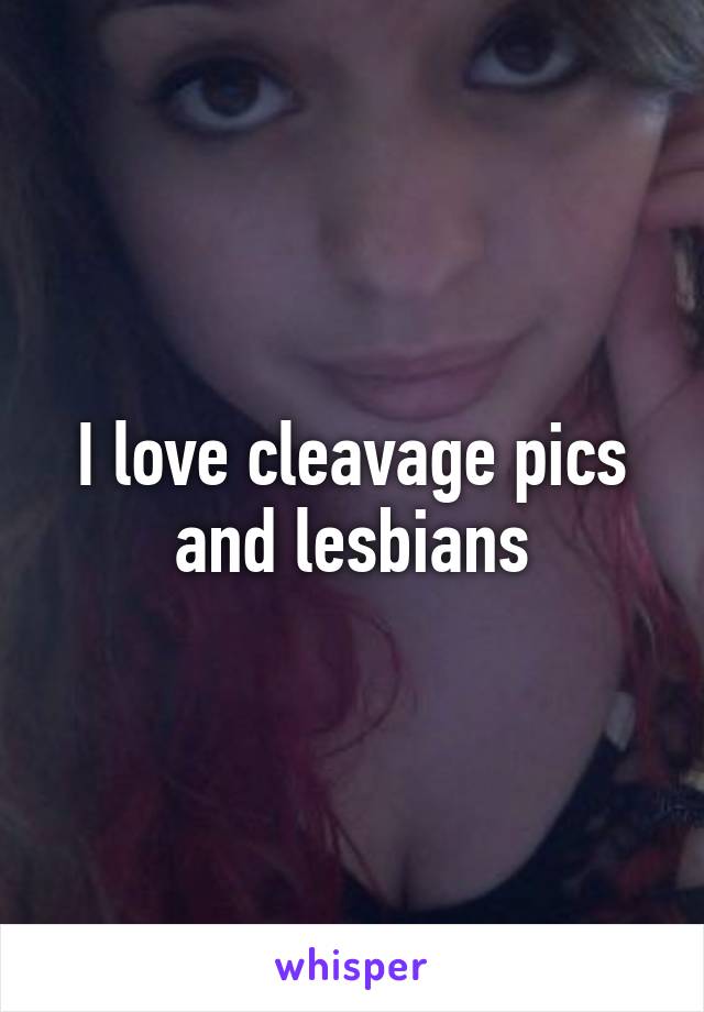 Lesbians Cleavage